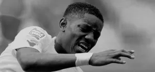 deuil---il-perd-son-pere-a-4-jours-de-la-can